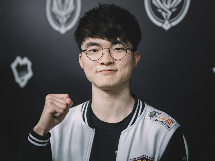 LoL：Faker、Effort 和 Leo 留在 SKT 